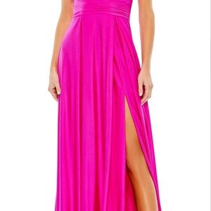 Mac Duggal Elegant Pink Evening Gown
